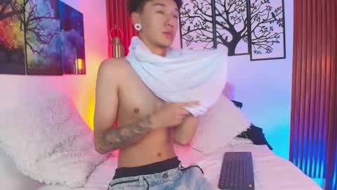 Snapshot of david_banks_ chatting on 02-05-26, 12:54 David online show from 02-05-26, 12:54