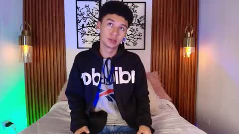 Snapshot of david_banks_ chatting on 02-14-26, 12:13 David online show from 02-14-26, 12:13