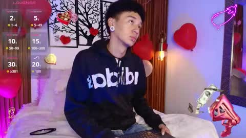 Snapshot of david_banks_ chatting on 02-18-26, 12:23 David online show from 02-18-26, 12:23