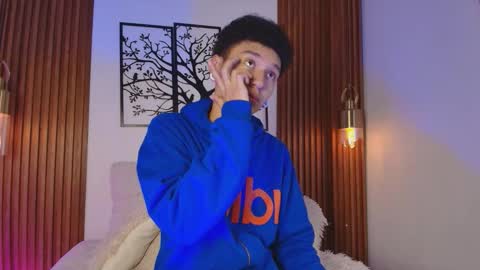 Snapshot of david_banks_ chatting on 02-23-26, 12:35 David online show from 02-23-26, 12:35