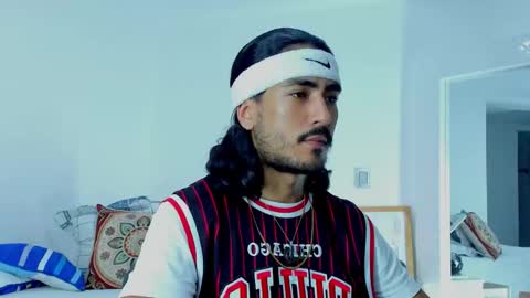 Hey im David that loves to explore and speak their fantasies. Very open talktative and nice. Feel free to chat with me online show from 10-20-25, 12:55