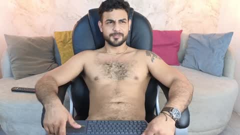 JF oliveira online show from 01-24-25, 01:36