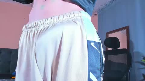 Snapshot of david_savage_ chatting on 01-11-25, 10:51 david online show from 01-11-25, 10:51