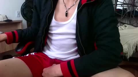 Snapshot of david_savage_ chatting on 09-24-25, 01:03 david online show from 09-24-25, 01:03