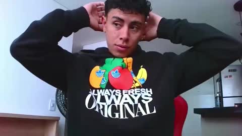 Snapshot of david_savage_ chatting on 09-25-25, 05:16 david online show from 09-25-25, 05:16