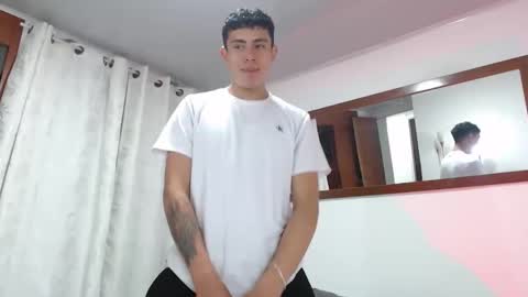 Snapshot of david_savage_ chatting on 02-23-26, 11:35 david online show from 02-23-26, 11:35