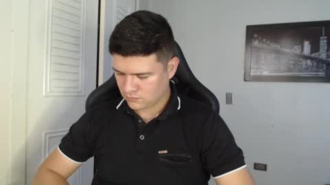 Snapshot of david_smit_ chatting on 01-08-25, 08:18 david smit online show from 01-08-25, 08:18