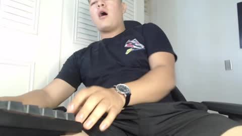 Snapshot of david_smit_ chatting on 01-21-25, 03:54 david smit online show from 01-21-25, 03:54