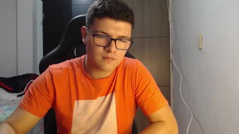 Snapshot of david_smit_ chatting on 02-27-25, 08:20 david smit online show from 02-27-25, 08:20