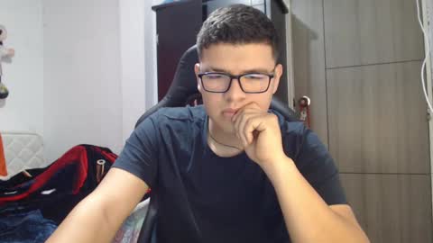 Snapshot of david_smit_ chatting on 03-07-25, 02:34 david smit online show from 03-07-25, 02:34