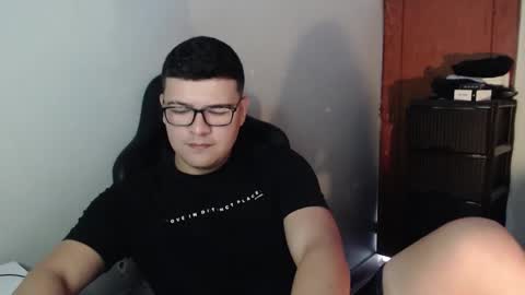 Snapshot of david_smit_ chatting on 01-08-26, 06:54 david smit online show from 01-08-26, 06:54