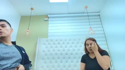 david_victoriaa online show from 12-02-25, 01:05