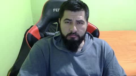 Snapshot of daviddelz chatting on 02-10-26, 06:06 David online show from 02-10-26, 06:06