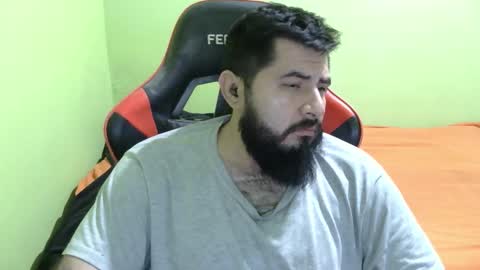 Snapshot of daviddelz chatting on 02-13-26, 07:26 David online show from 02-13-26, 07:26