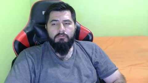 Snapshot of daviddelz chatting on 02-20-26, 05:48 David online show from 02-20-26, 05:48