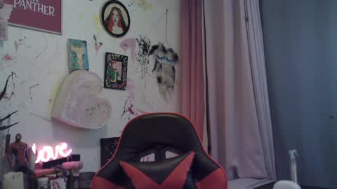 Snapshot of davidhumbee chatting on 05-24-26, 01:10 David Lucky 13 online show from 05-24-26, 01:10