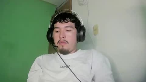 DavidSkinny online show from 02-12-26, 05:24