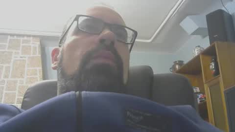 Snapshot of davidmax245 chatting on 02-26-25, 08:00 davidmax245 online show from 02-26-25, 08:00