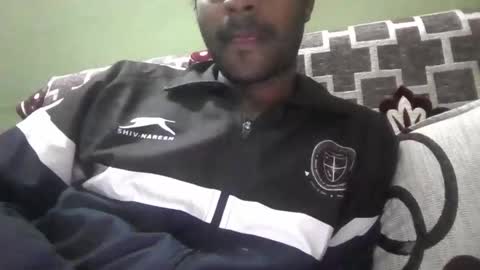 Snapshot of davidvishu975 chatting on 11-21-25, 01:21 Dude97 online show from 11-21-25, 01:21