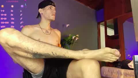 daviid_huge online show from 10-12-25, 04:50