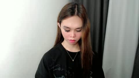 Snapshot of davinascott_03 chatting on 09-13-25, 07:02 Davina online show from 09-13-25, 07:02