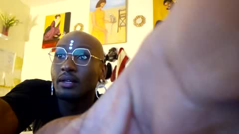 Snapshot of davior101 chatting on 02-20-25, 10:05 Verse femmasc boi online show from 02-20-25, 10:05