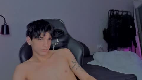 Snapshot of davisross chatting on 01-27-25, 11:33 davis online show from 01-27-25, 11:33