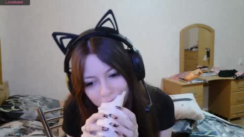 Alice online show from 10-10-25, 07:40