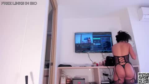 dayanaortega online show from 10-25-25, 01:51