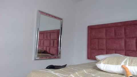 Snapshot of dayannaxxo chatting on 01-11-25, 04:27 dayannaxxo online show from 01-11-25, 04:27