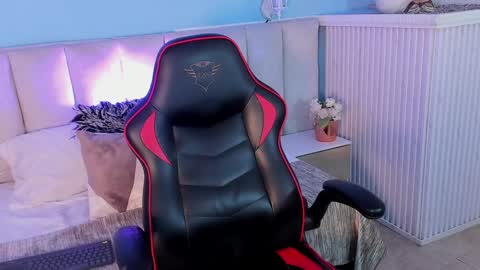 Snapshot of dayanne7 chatting on 02-08-25, 02:05 dayanne7 online show from 02-08-25, 02:05