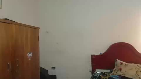 Dylon online show from 09-26-25, 02:21