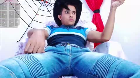 dayro_dduran online show from 10-25-25, 06:46