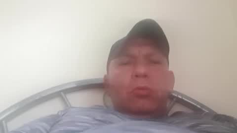 Snapshot of dazzaboxer chatting on 09-17-25, 03:03 dazzaboxer online show from 09-17-25, 03:03