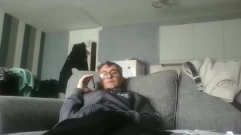 Dazzill online show from 09-21-25, 01:24