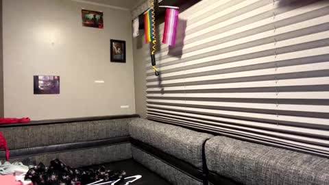 Snapshot of dbikes182 chatting on 11-01-25, 06:04 dbikes182 online show from 11-01-25, 06:04