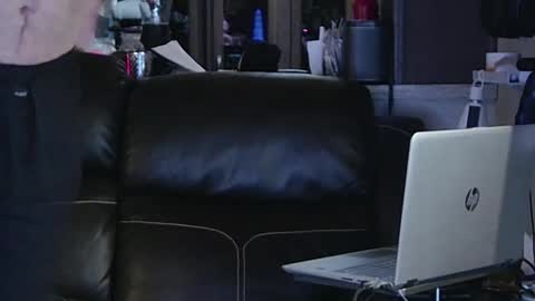 want girl to play with me online show from 01-04-25, 10:24