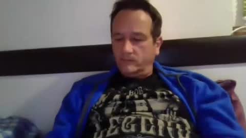 Play with me while I watch you german handsome squirtlover love small girls small tits big clit cut c2c shaved online show from 01-01-25, 07:43