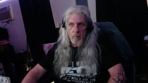 deaconoddeye online show from 12-17-25, 08:15