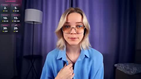 Charlie 18yo online show from 09-15-25, 06:35