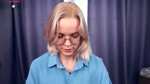 Charlie 18yo online show from 10-13-25, 05:29