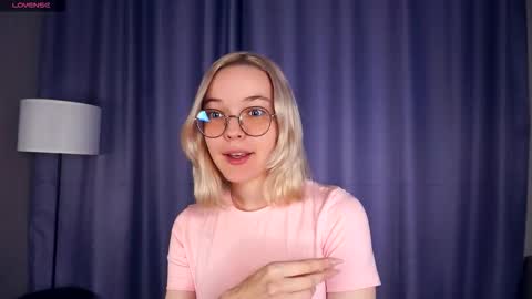 Charlie 18yo online show from 11-03-25, 05:31