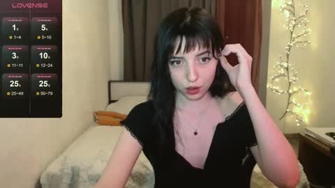 Snapshot of dear_helga chatting on 10-30-25, 04:52 dear_helga online show from 10-30-25, 04:52