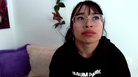 Snapshot of dearabbie chatting on 02-05-25, 08:14 DearAbbie online show from 02-05-25, 08:14