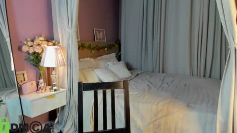 Emily GMT2 Mon 10 AM - 4 PM Wed 10 AM - 4 PM Thu 10 AM - 4 PM Fri 10 AM - 4 PM Sat 10 AM - 4 PM online show from 02-15-26, 05:20