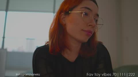 Snapshot of dearnina chatting on 03-12-25, 10:17 NINA   30OFF online show from 03-12-25, 10:17