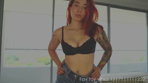 Snapshot of dearnina chatting on 10-09-25, 02:59 NINA   30OFF online show from 10-09-25, 02:59