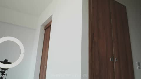 NINA   30OFF online show from 04-01-26, 01:41