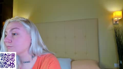 Debbie Mon Tue Fri Sun Sat GMT 3 1000am - 0400pm  online show from 02-26-26, 05:45