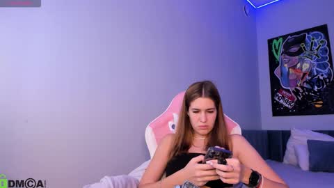 Jennifer online show from 09-24-25, 10:35